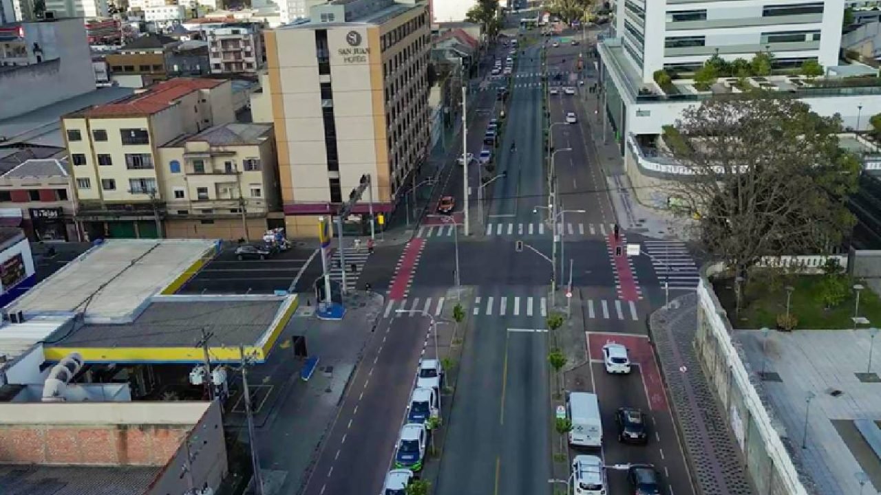 Obras do Ligeirão Leste Oeste na Avenida Sete de Setembro — Foto: Foto: Reproduç
