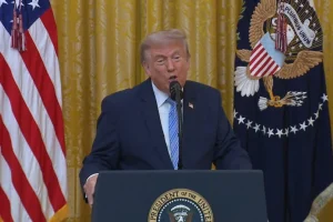 trump-acusa-a-china-de-interferir-no-sistema-eleit006617730202607162353.webp.webp