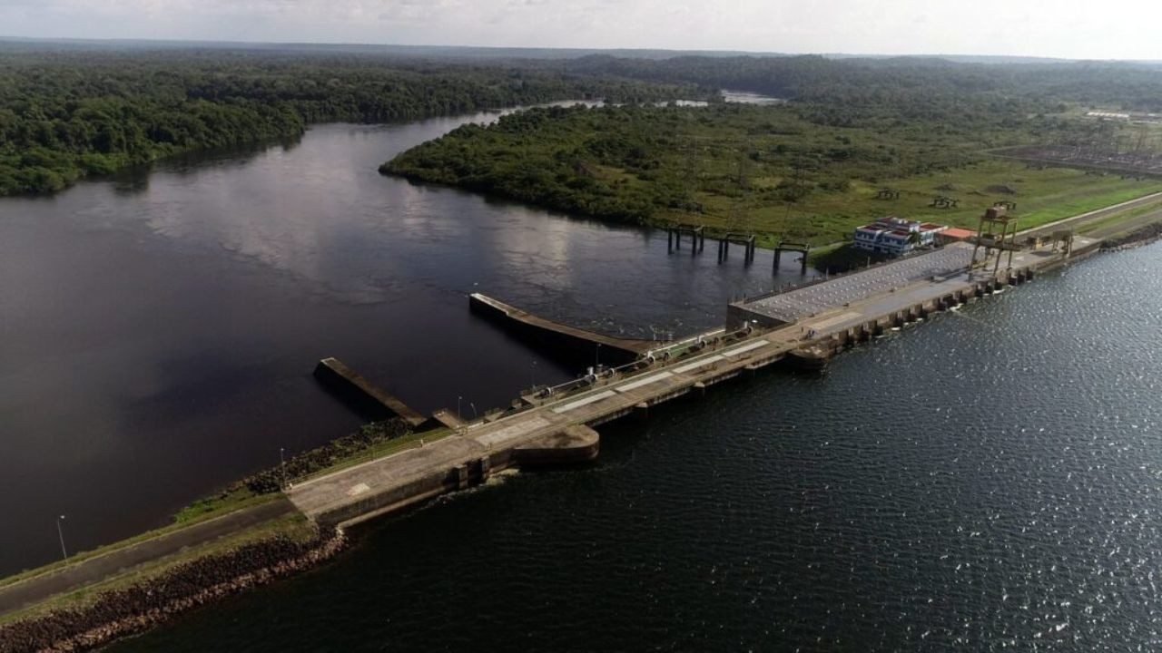 usina-hidreletrica-de-balbina-em-presidente-figueiredo-foto-acervo-secom