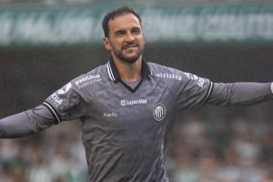 vagner-ex-athletico-goleiro-operario