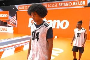 Breno e Leandro durante dinâmica no BBB 26 — Foto: 1 de 1 Breno e Leandro durant