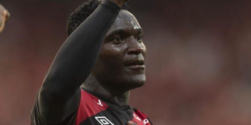 viveros-assusta-torcida-athletico