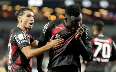 viveros-heroi-noite-epica-athletico