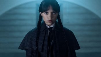 Jenna Ortega como Wandinha Addams — Foto: 1 de 1 foto com cor. jenna ortega como