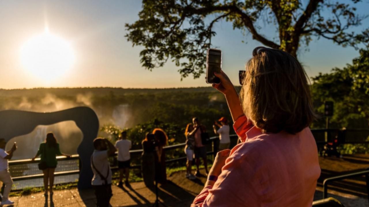 Turistas estrangeiros no Paraná — Foto: Governo do Paraná