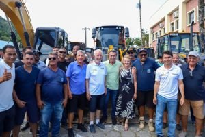 Máquinas agrícolas entregues para o município de Matinhos — Foto: Governo do Par