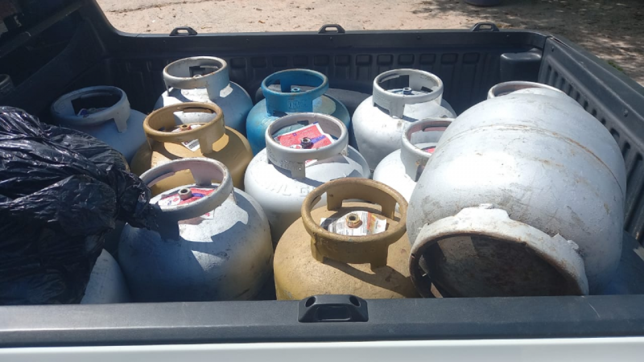 Polícia Civil realiza ação contra adulteração de bebidas no Litoral — Foto: Gove