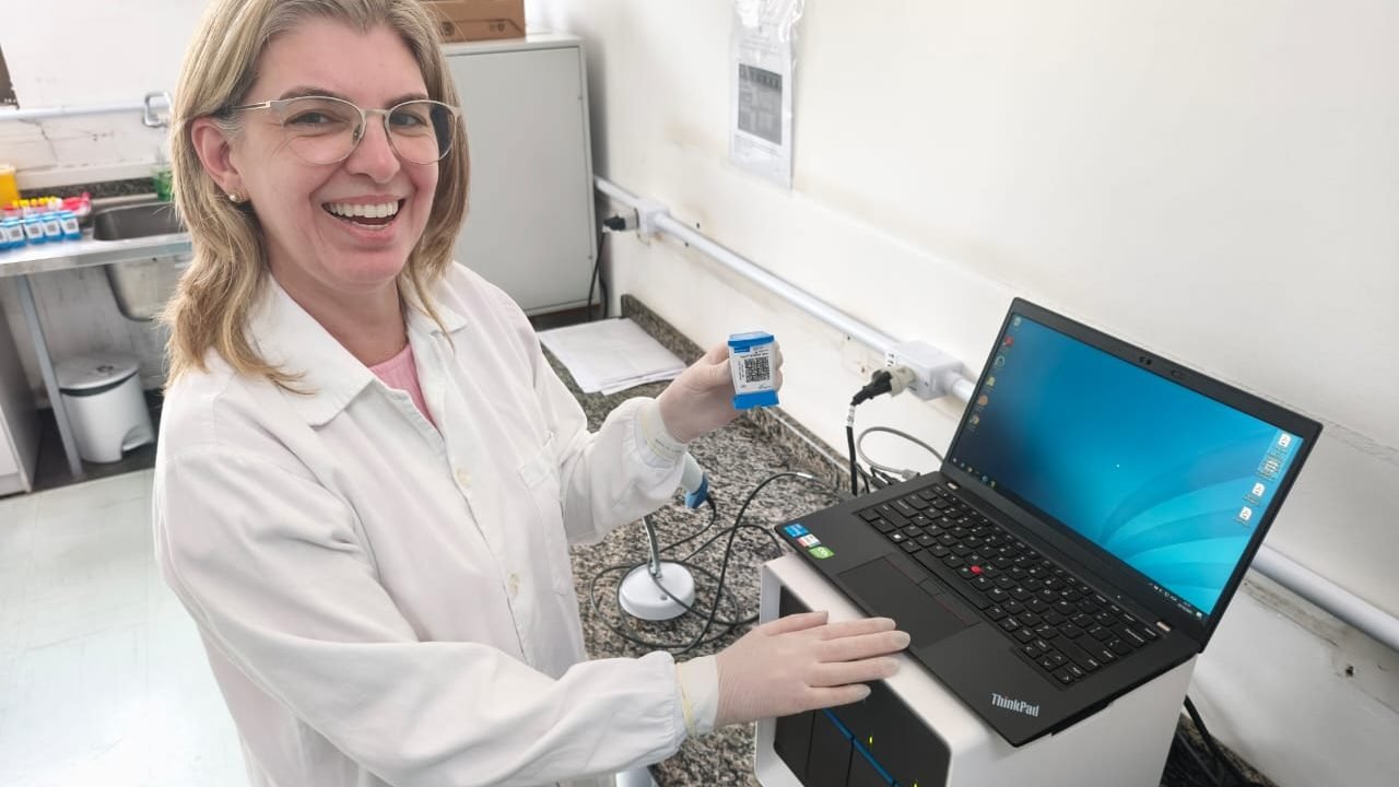 Lacen-PR amplia testagem de tuberculose com novos equipamentos. — Foto: Governo