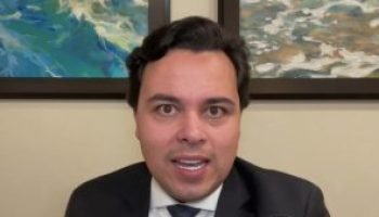 yJfeGbIzWcU-01-03-45-OESTE-SEM-FILTRO-300x169-1